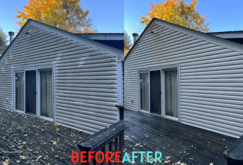 House washing service being performed by Green Power Washing expert in Green